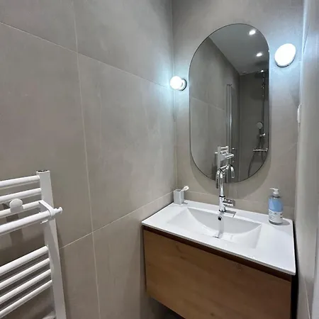 One Bedroom Temple - Citycosy * París